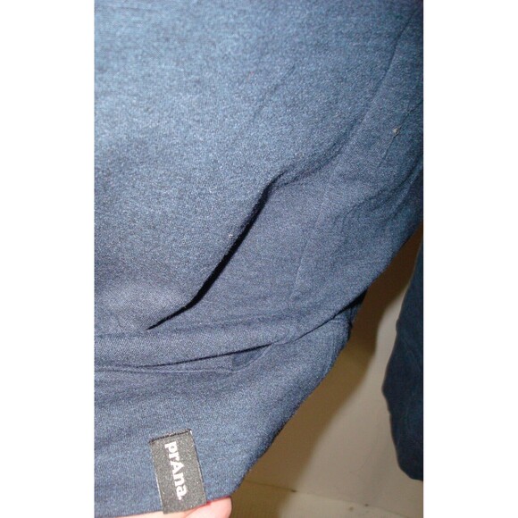 New Mens M Prana NWT Altitude Tracker Crew Shirt Zip Pocket Navy Blue Nautical - Picture 5 of 7